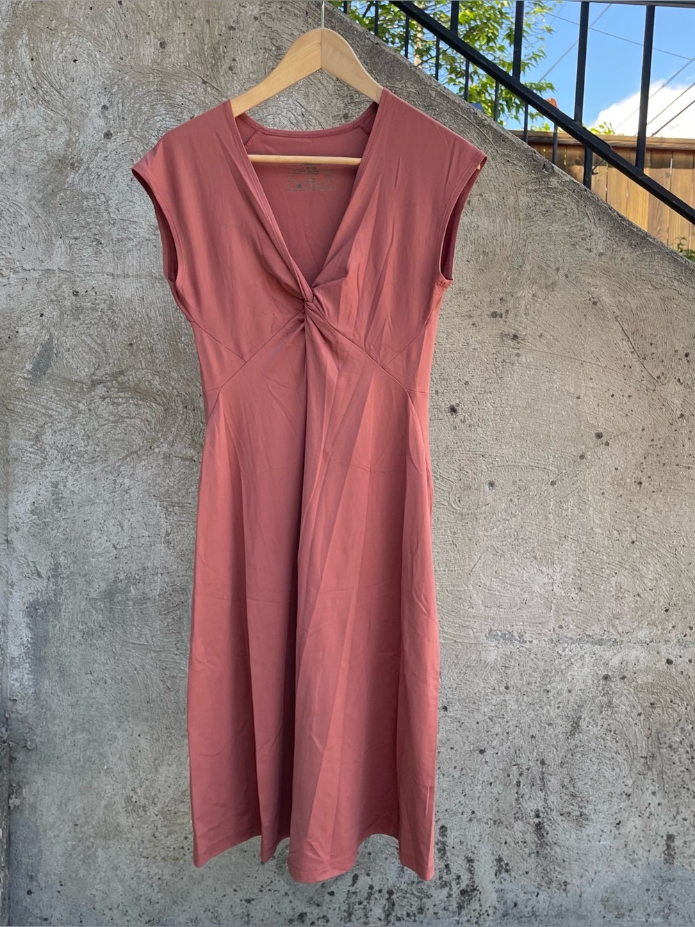 Patagonia twist front Bandha dress size medium